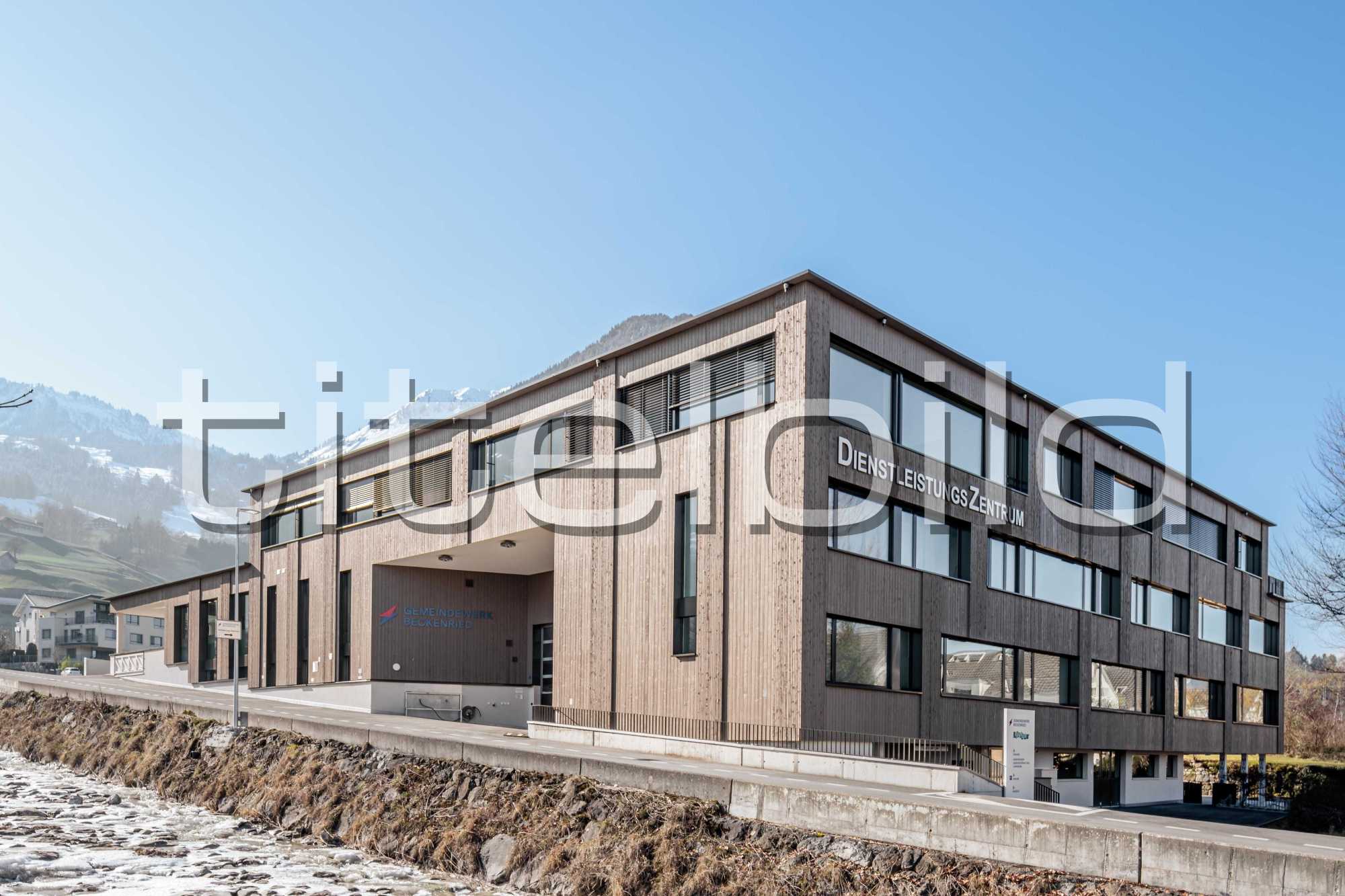 Projektbild-Nr. 0: Dienstleistungszentrum Beckenried
