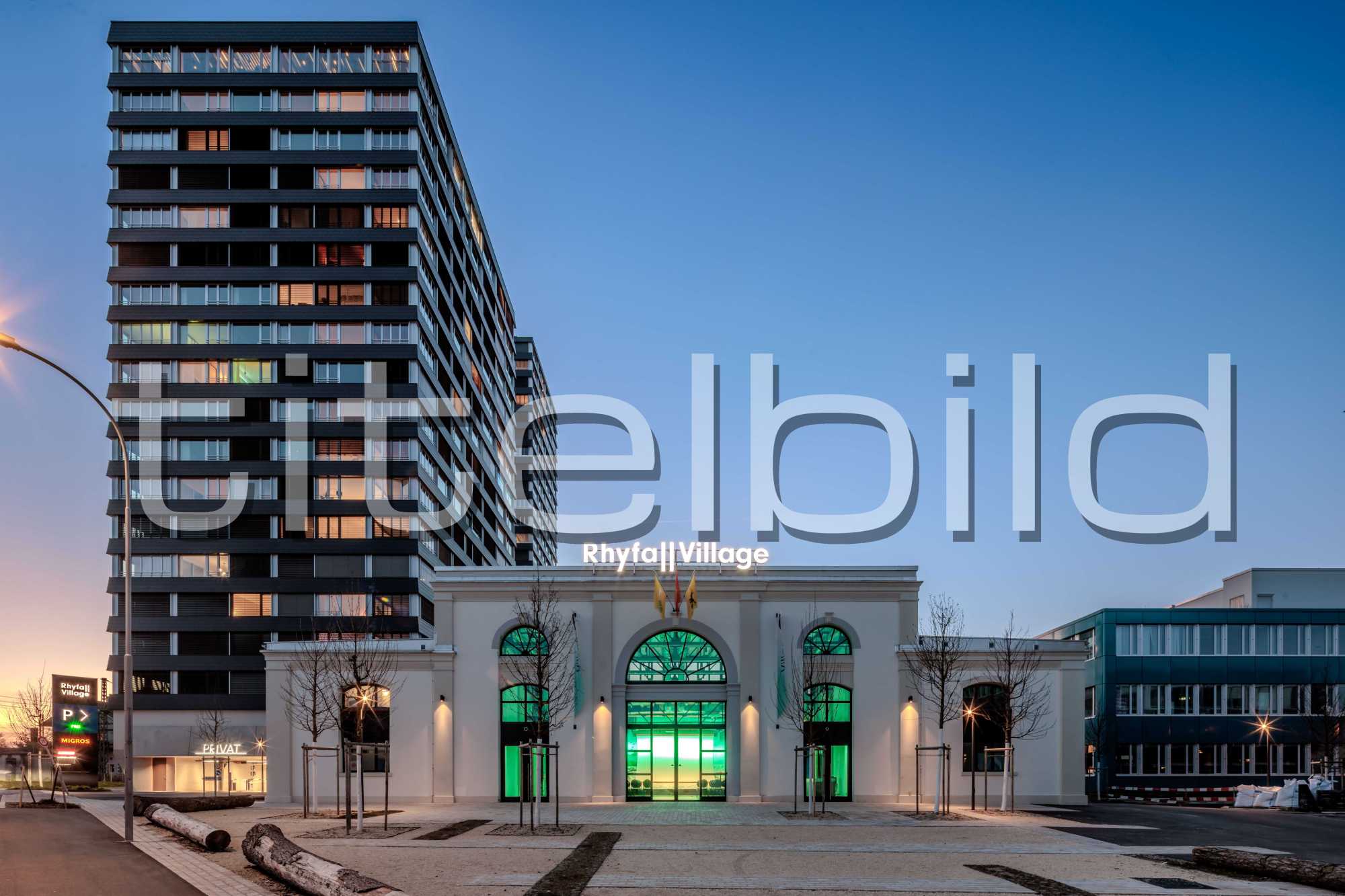 Projektbild-Nr. 11: RhyfallTower und RhyGarten