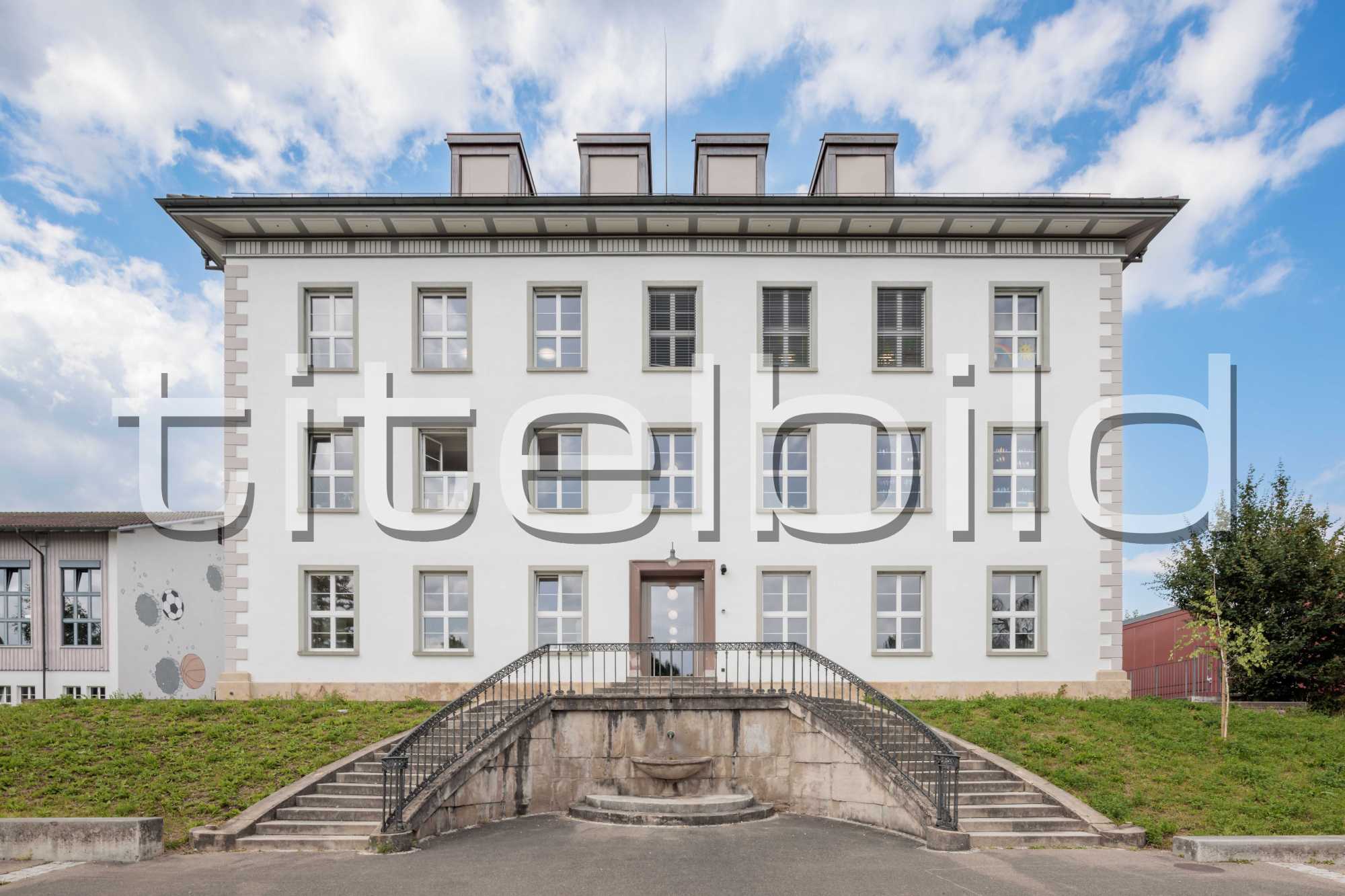 Projektbild-Nr. 0: Umbau Schulhaus Hallau