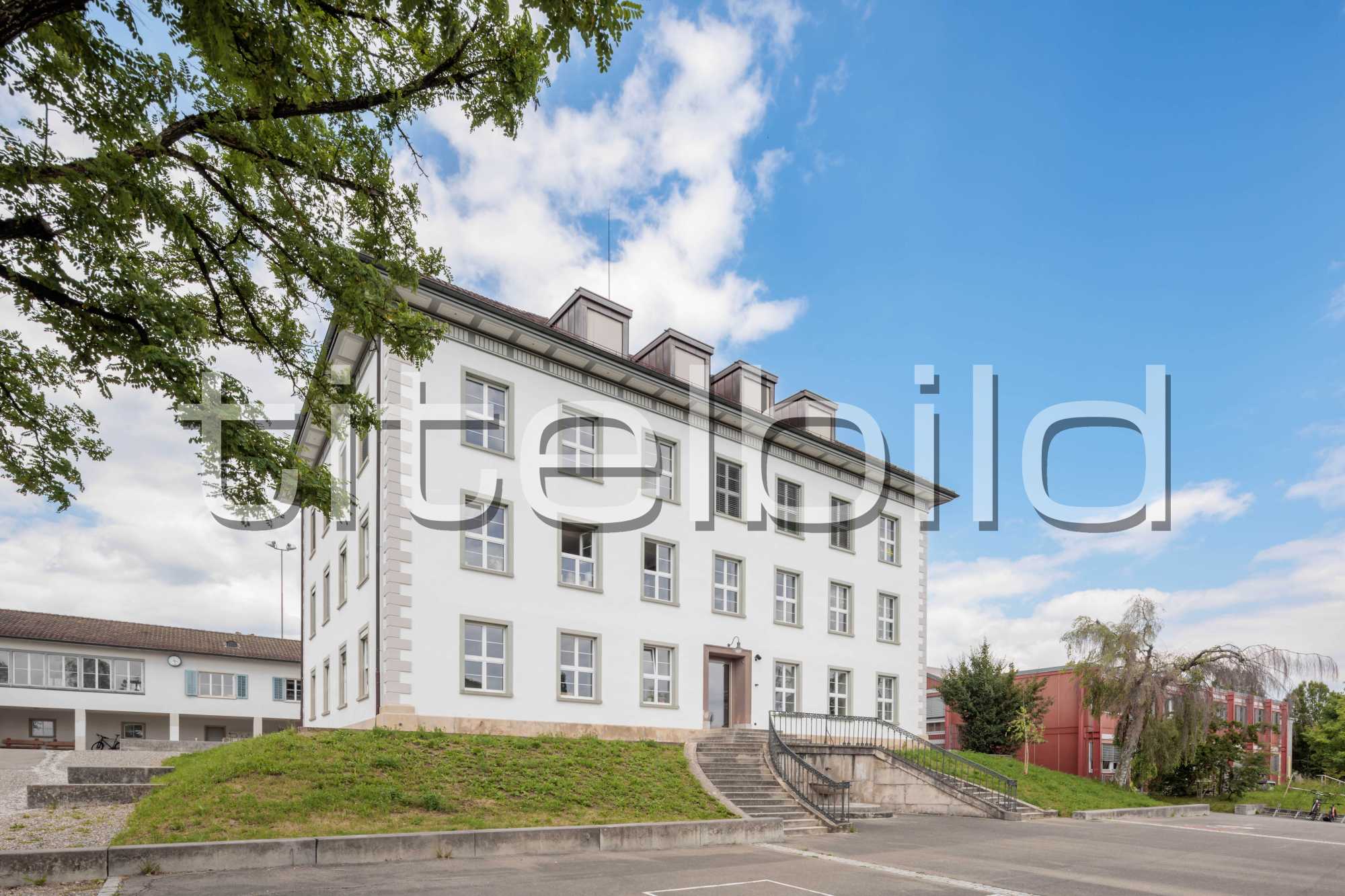 Projektbild-Nr. 2: Umbau Schulhaus Hallau